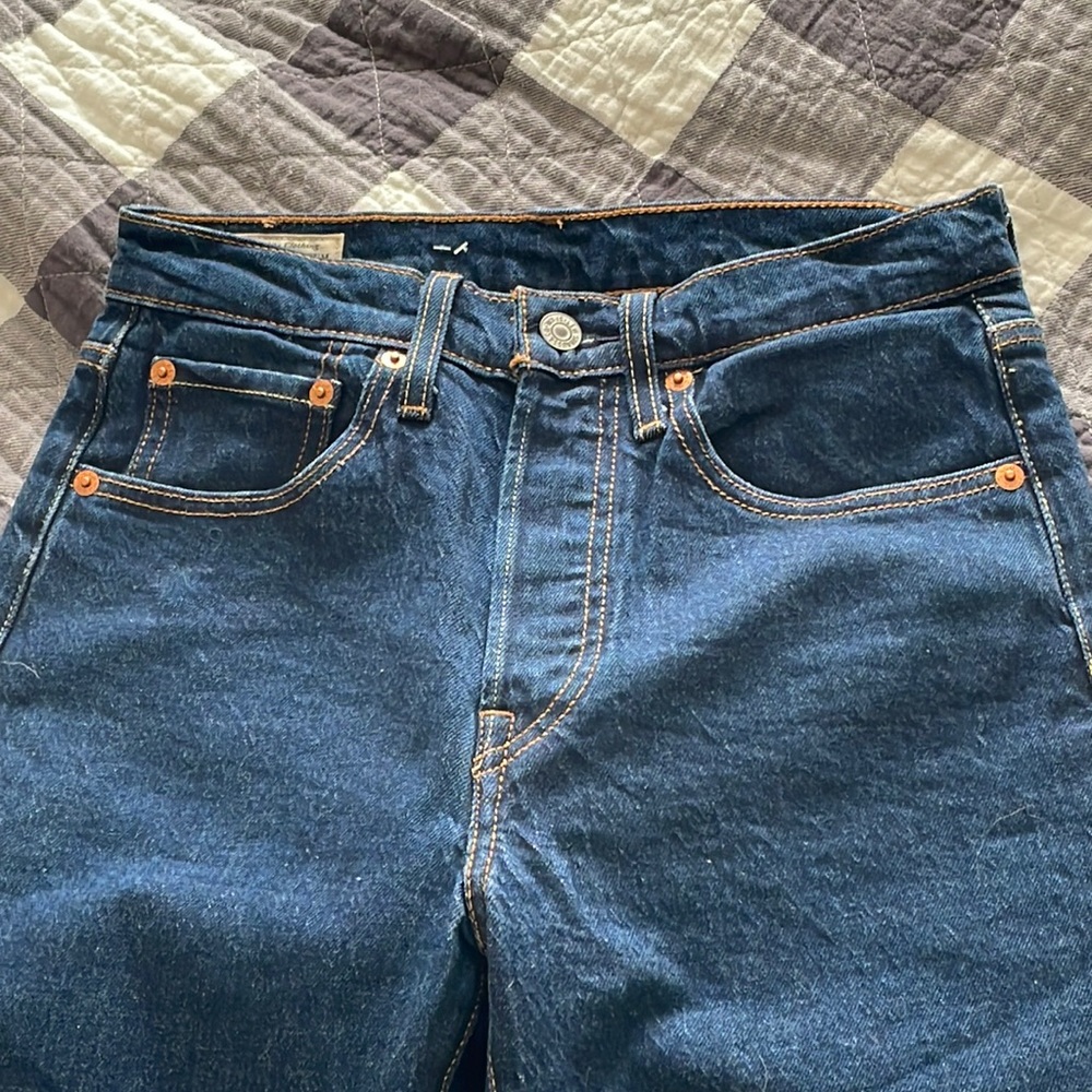 Levis 501 Cropped/Ankle Jean